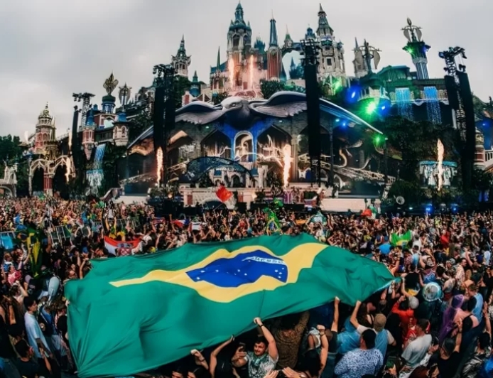 Tomorrowland Brasil 2024: Escenarios que Deslumbran y Conquistan